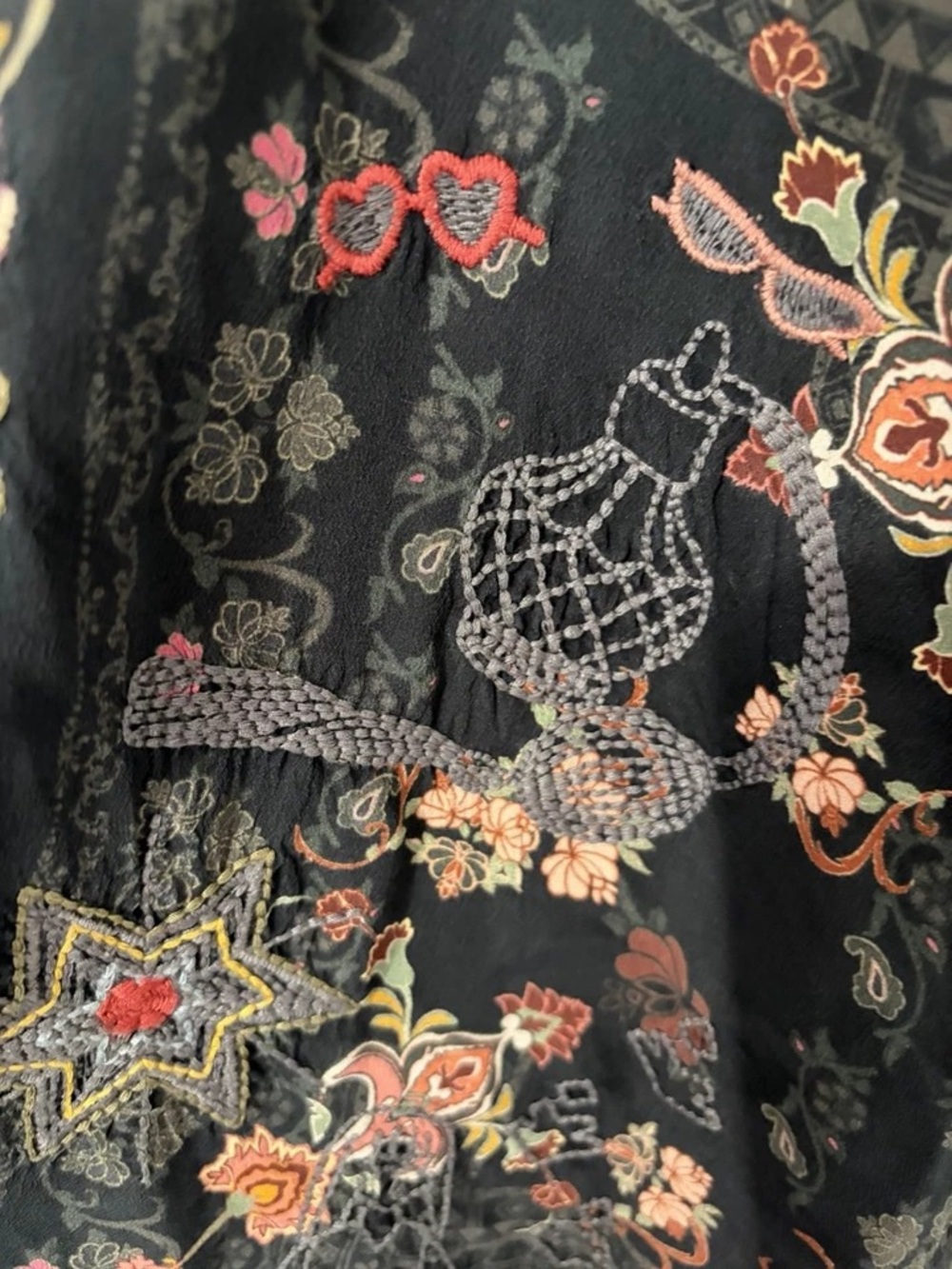 Johnny Was Black Floral Paisley Embroidered Long Sleeve Tunic - Picture 12 of 16